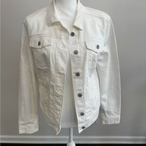 Universal Thread Women’s White Denim Jacket